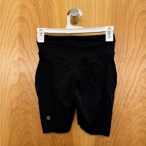 Lulu 6 inch biker shorts